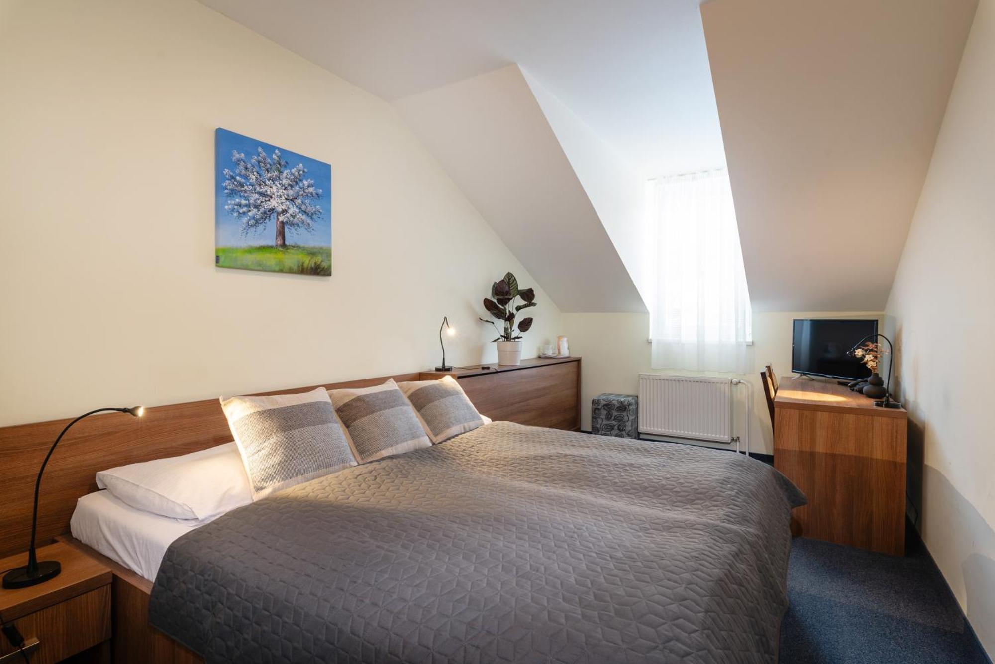 Horsky Hotel Remata Raztocno Eksteriør billede
