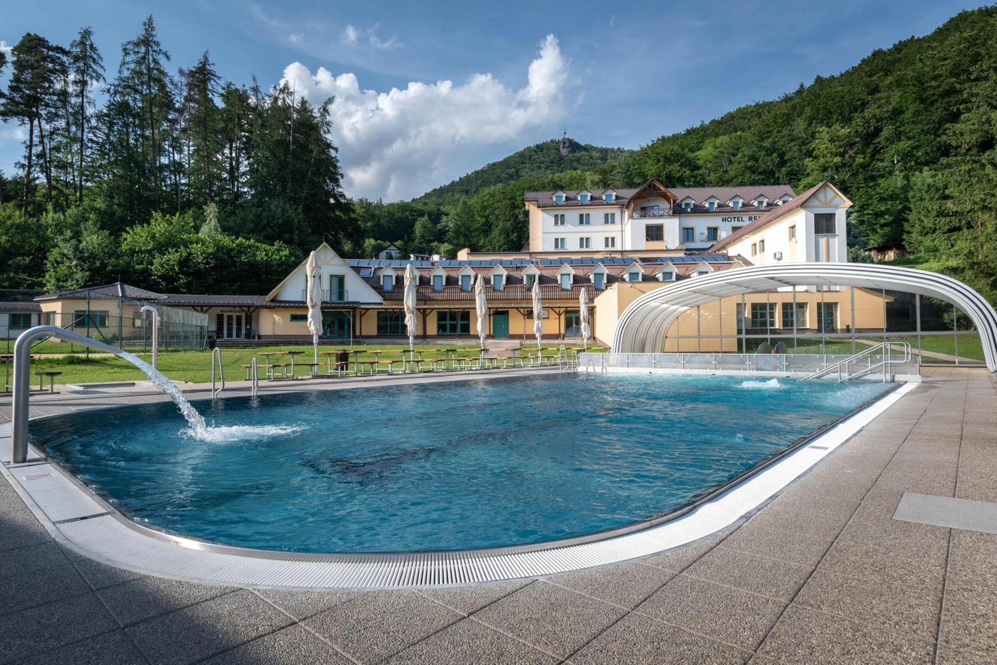 Horsky Hotel Remata Raztocno Eksteriør billede